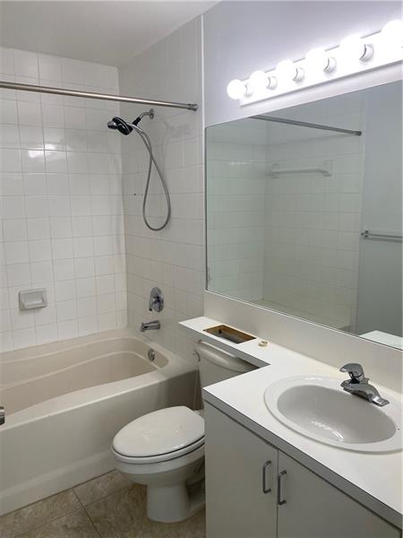 Image 13 of 43 For 2081 Renaissance Blvd  304