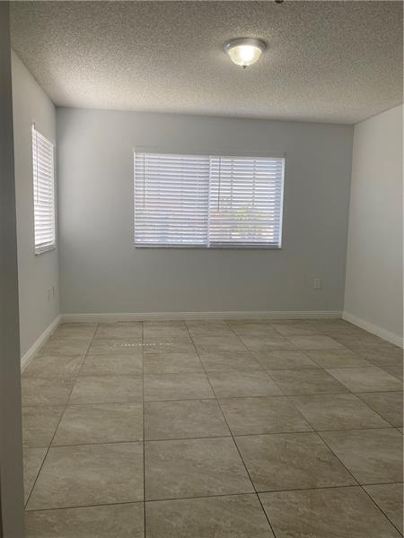 Image 16 of 43 For 2081 Renaissance Blvd  304