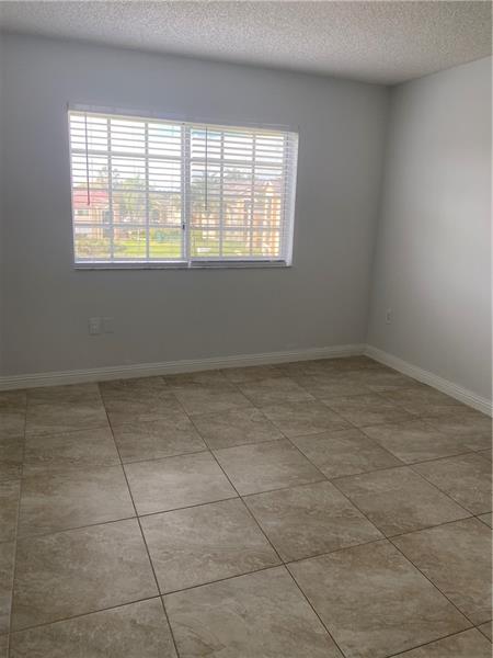 Image 20 of 43 For 2081 Renaissance Blvd  304