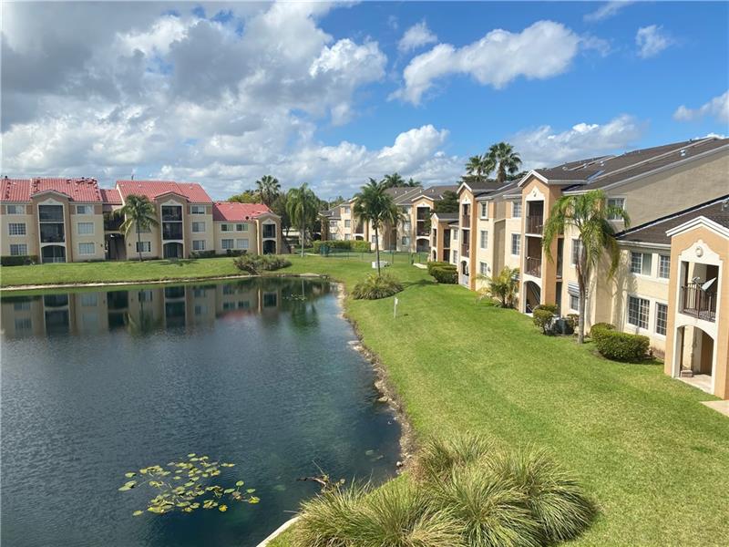 Image 27 of 43 For 2081 Renaissance Blvd  304