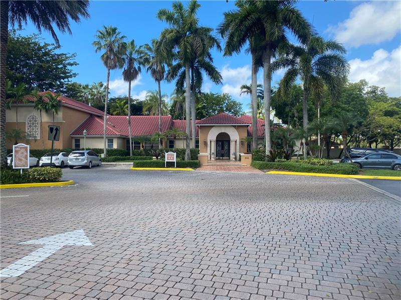 Image 28 of 43 For 2081 Renaissance Blvd  304