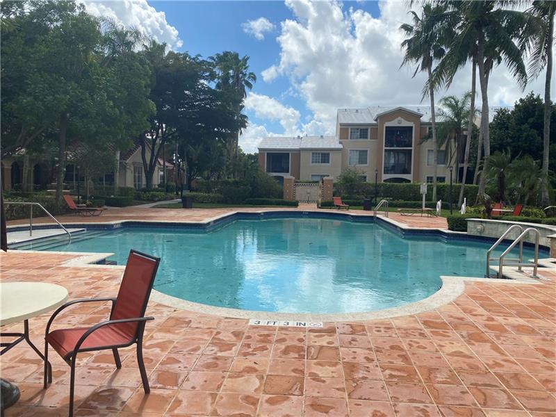 Image 39 of 43 For 2081 Renaissance Blvd  304