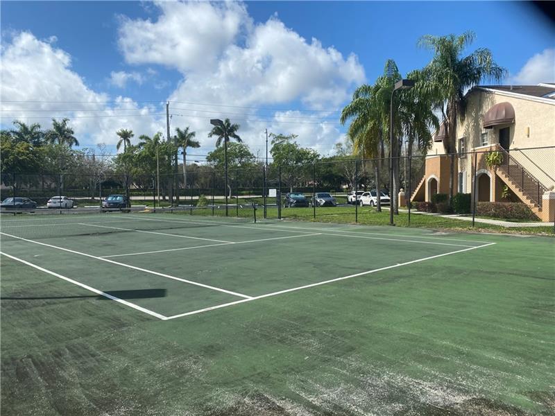 Image 41 of 43 For 2081 Renaissance Blvd  304