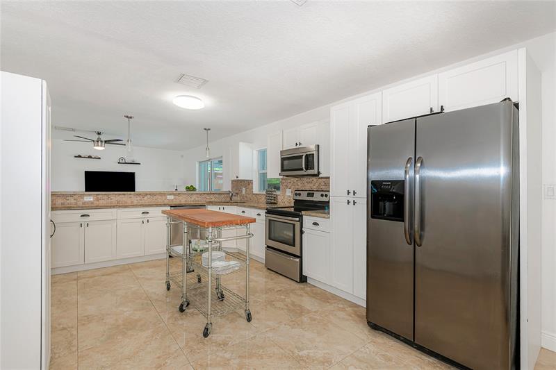 Image 12 of 25 For 7410 13th Ct