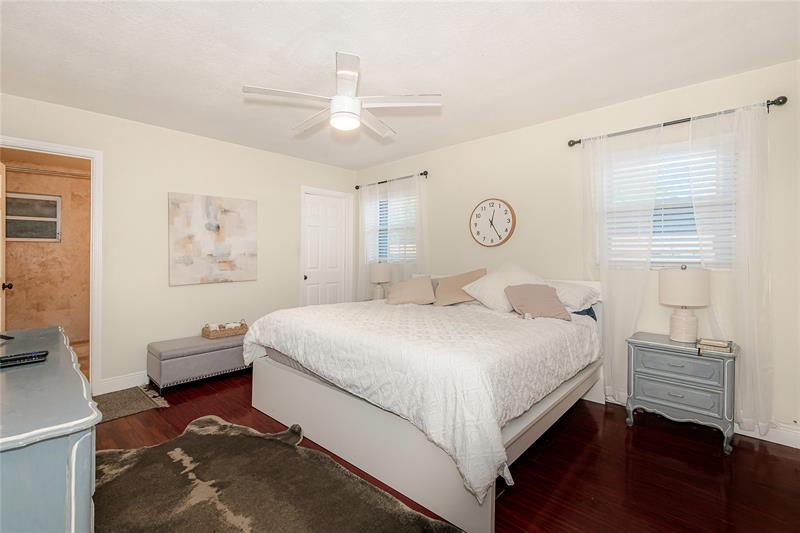 Image 14 of 25 For 7410 13th Ct