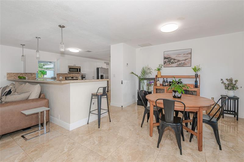 Image 4 of 25 For 7410 13th Ct