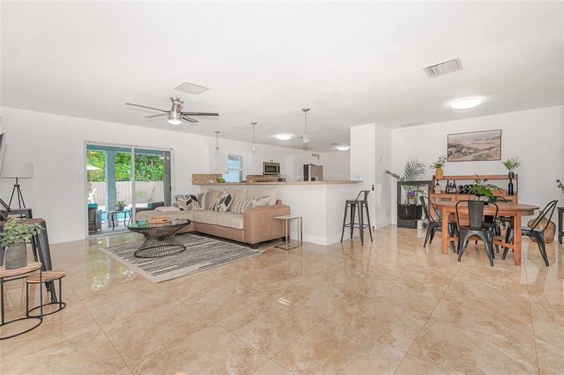 Image 5 of 25 For 7410 13th Ct