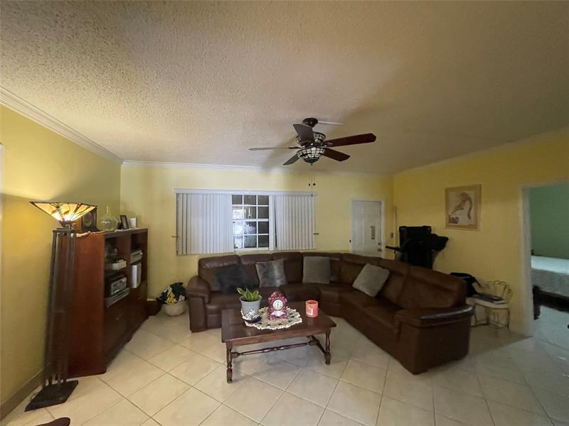 Image 10 of 39 For 12900 1st Ct