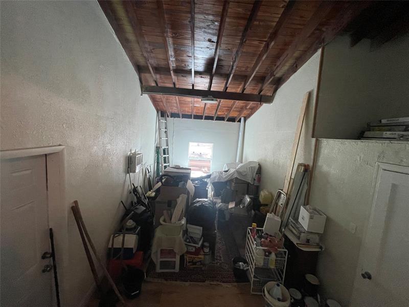 Image 36 of 39 For 12900 1st Ct