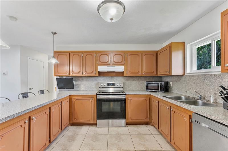 Image 16 of 35 For 2757 83rd Ter