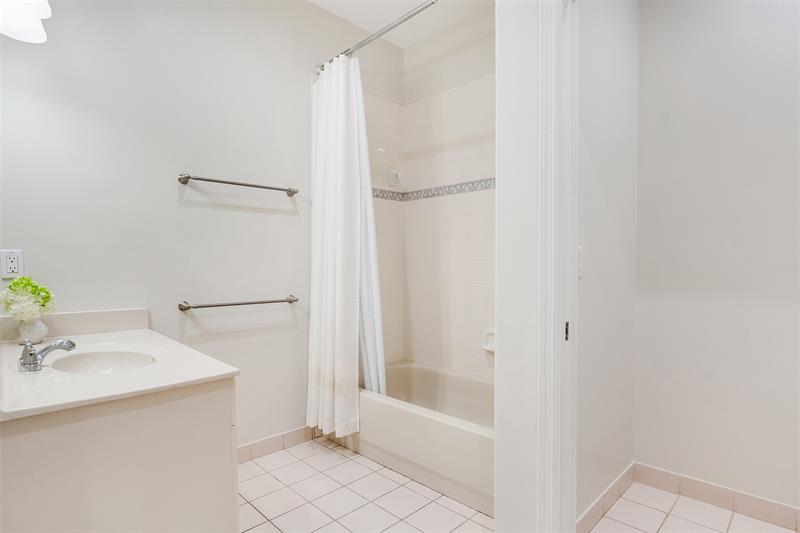 Image 12 of 32 For 320 7th Ave  