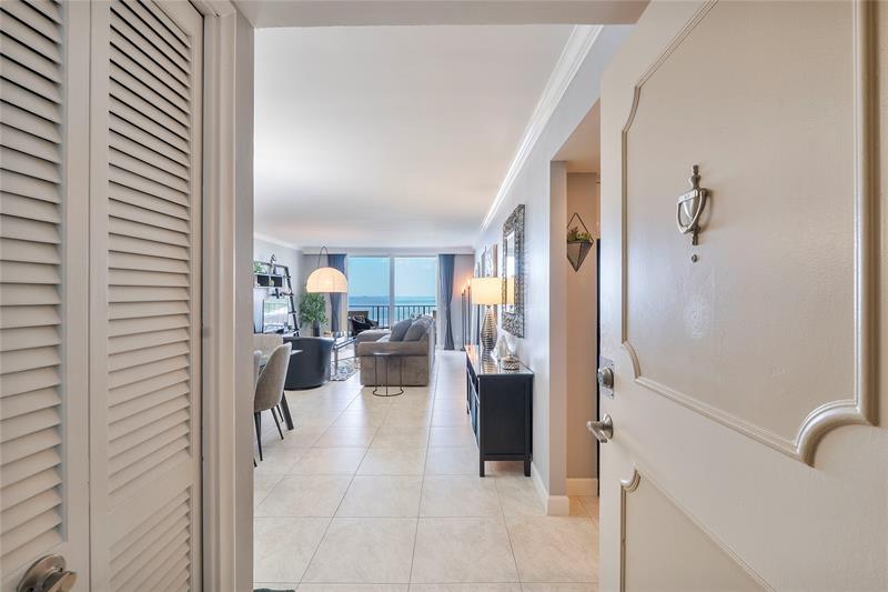 Image 3 of 52 For 2000 Ocean Blvd  9 F