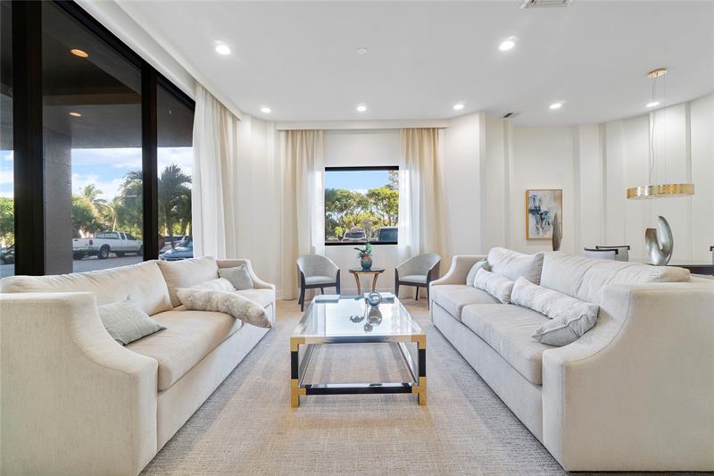 Image 36 of 52 For 2000 Ocean Blvd  9 F