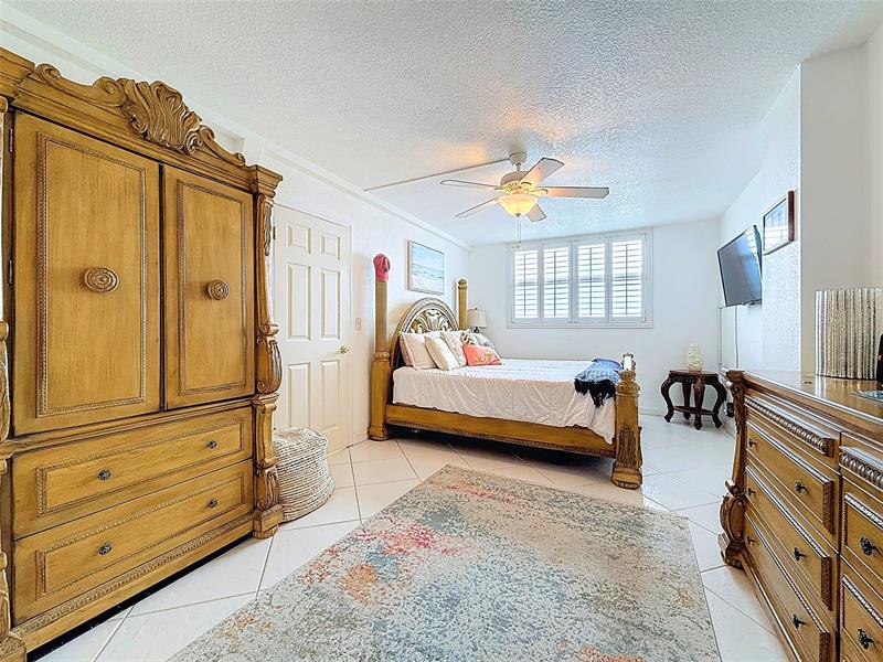 Image 13 of 31 For 1505 Riverside Drive  1106
