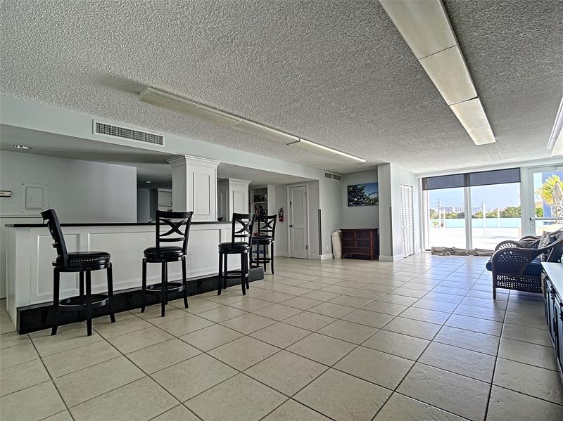 Image 23 of 31 For 1505 Riverside Drive  1106