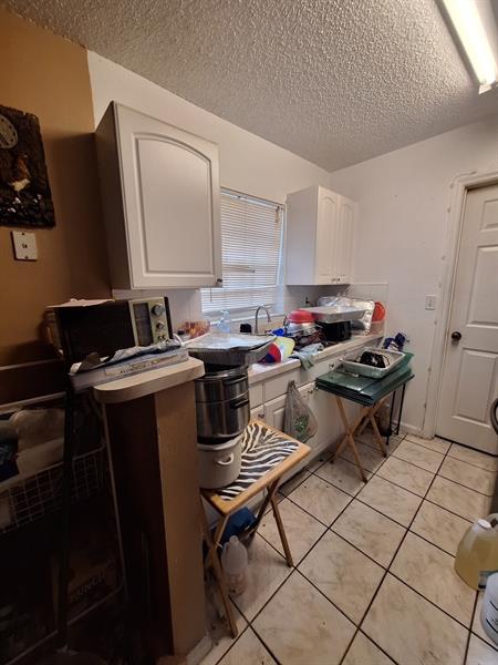 Image 5 of 6 For 720 15th Ter