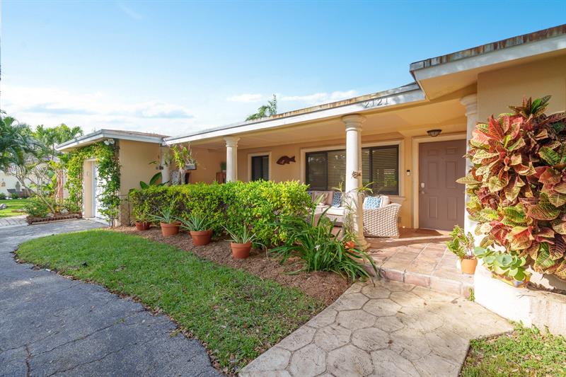 Details for 2121 34th St, Lighthouse Point, FL 33064