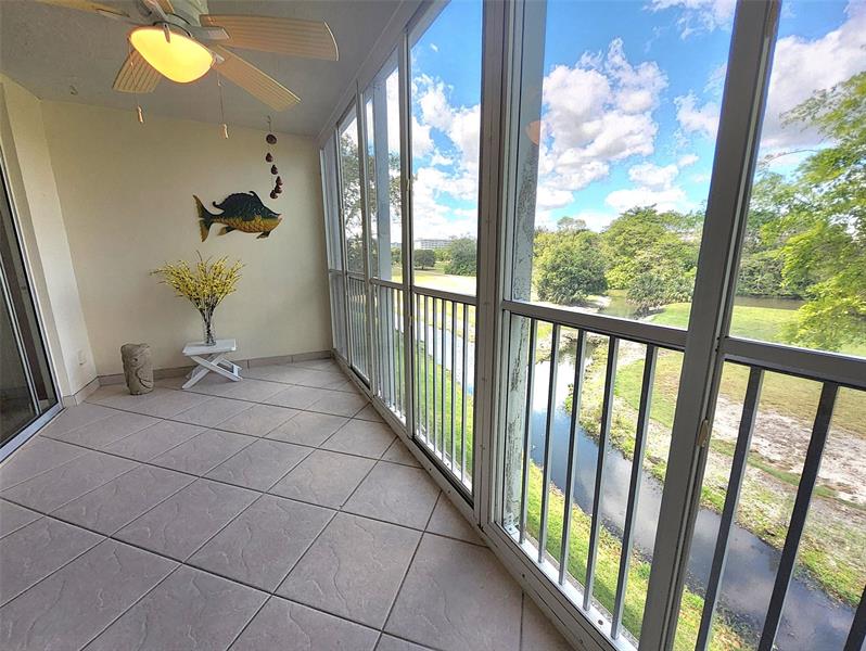 Image 11 of 29 For 3151 Palm Aire Dr  301