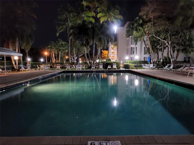 Image 28 of 29 For 3151 Palm Aire Dr  301