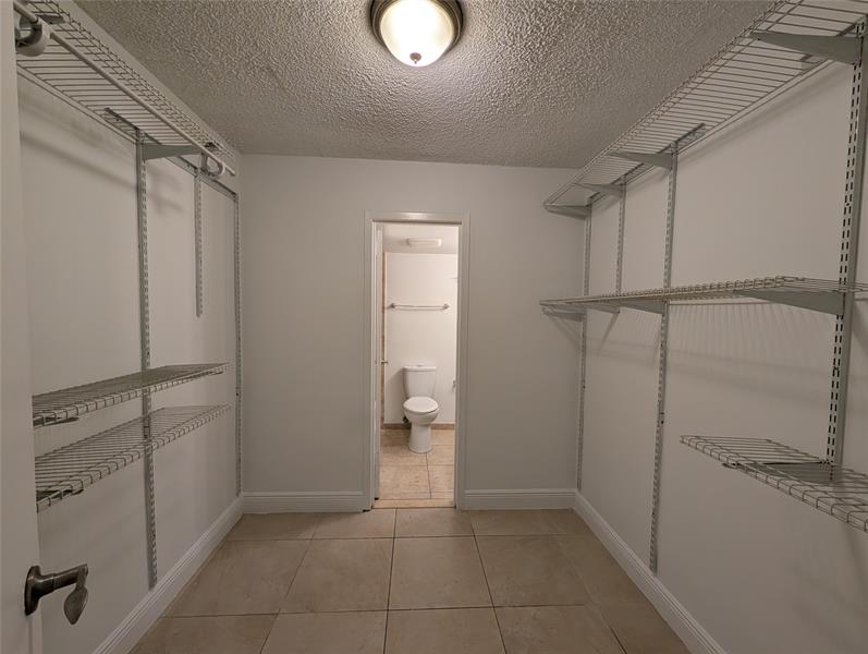 Image 10 of 18 For 1800 Sans Souci Blvd  238