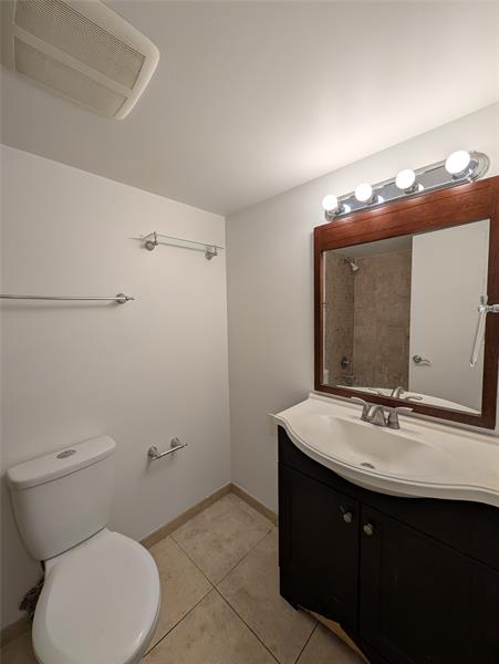 Image 11 of 18 For 1800 Sans Souci Blvd  238