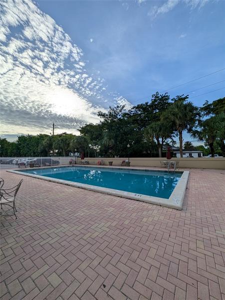 Image 17 of 18 For 1800 Sans Souci Blvd  238