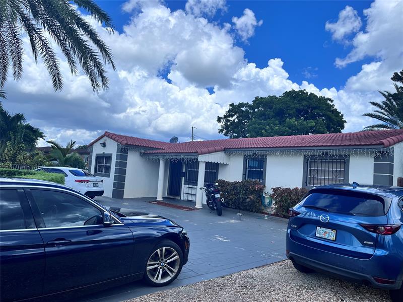 Image 3 of 14 For 1425 25th Ave