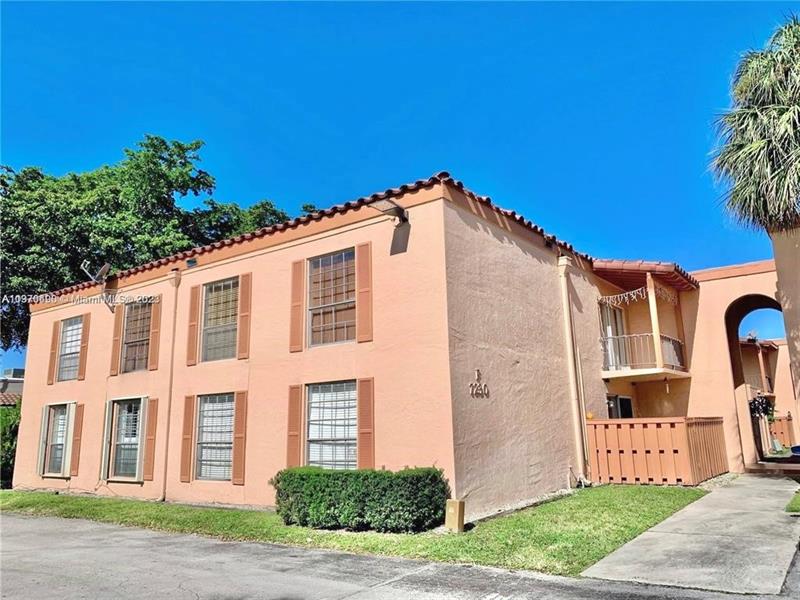 Details for 7230 Fairway Dr  F8, Miami Lakes, FL 33014