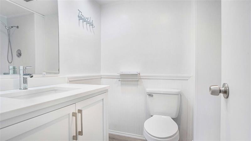 Image 10 of 46 For 4010 Galt Ocean Dr  214