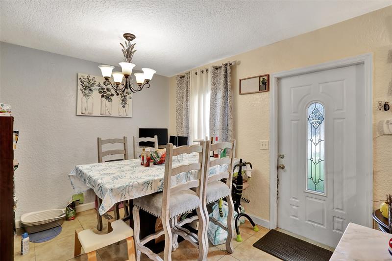Image 26 of 37 For 560 21st Ct  