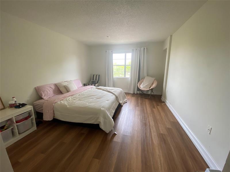 Image 13 of 14 For 4304 9th Ave  2-3b