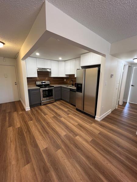 Image 4 of 14 For 4304 9th Ave  2-3b