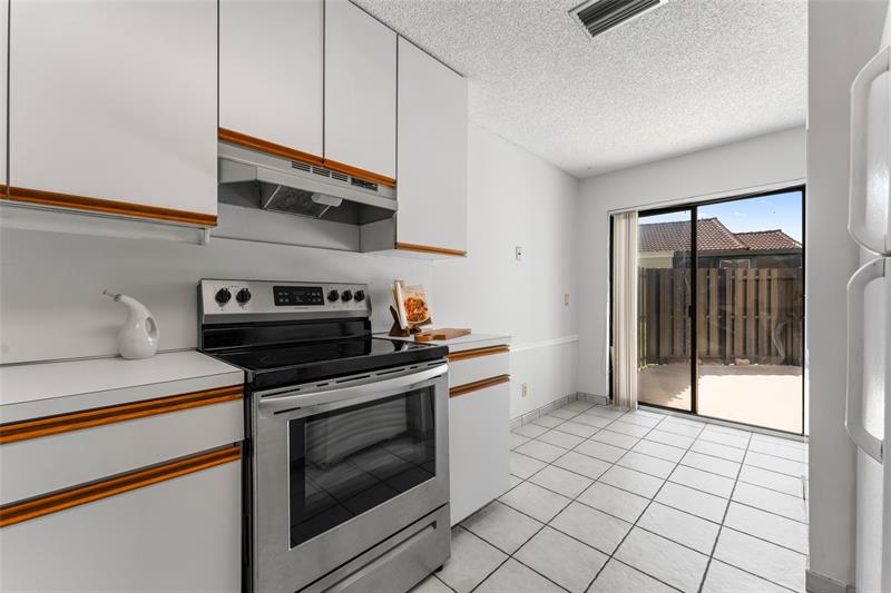 Image 11 of 39 For 6310 170th Ln  6310