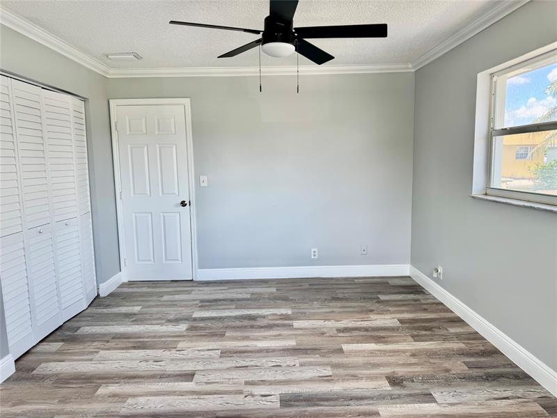 Image 22 of 32 For 7951 6th St  