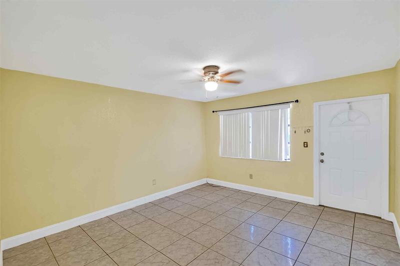 Image 14 of 42 For 5461 38th Ct