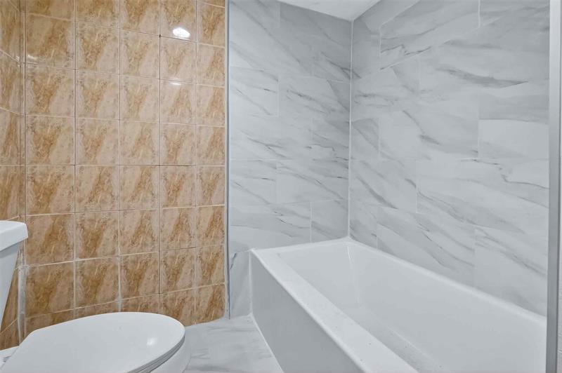 Image 22 of 42 For 5461 38th Ct