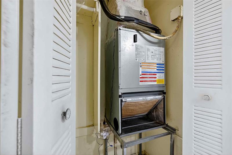 Image 29 of 42 For 5461 38th Ct