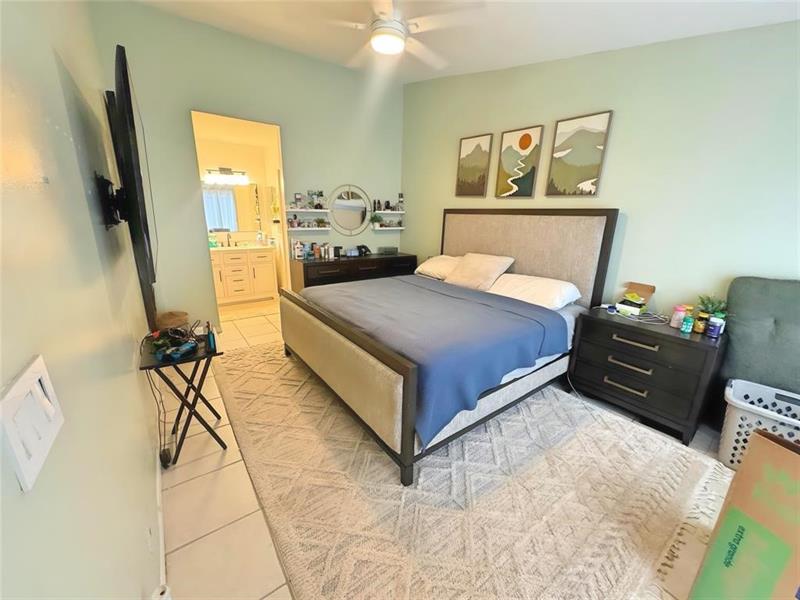 Image 8 of 10 For 8007 71st Ct