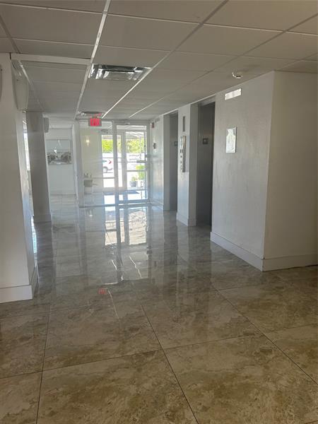 Image 8 of 30 For 550 Bayshore Dr  102