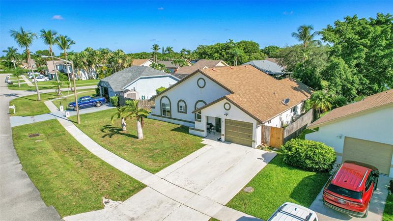 Image 44 of 49 For 22533 Swordfish Drive