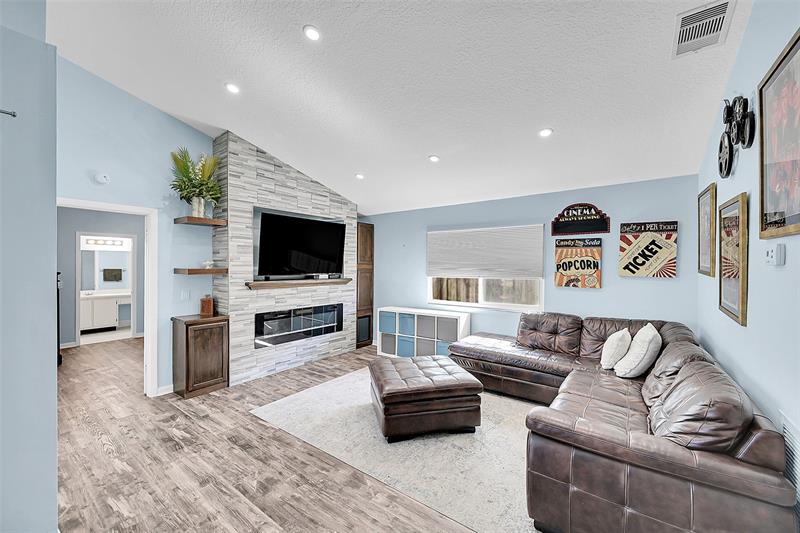 Image 6 of 49 For 22533 Swordfish Drive