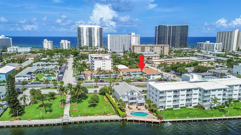 Image 40 of 64 For 1110 Riverside Dr  14