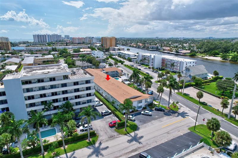 Image 51 of 64 For 1110 Riverside Dr  14