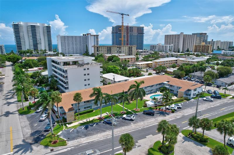 Image 54 of 64 For 1110 Riverside Dr  14