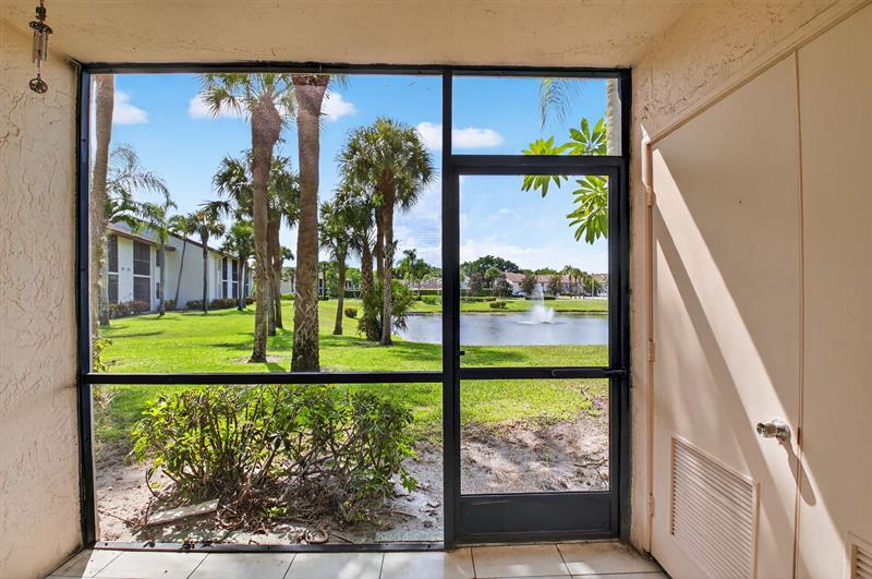 Image 12 of 44 For 22053 Palms Way  105