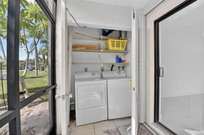 Image 13 of 44 For 22053 Palms Way  105