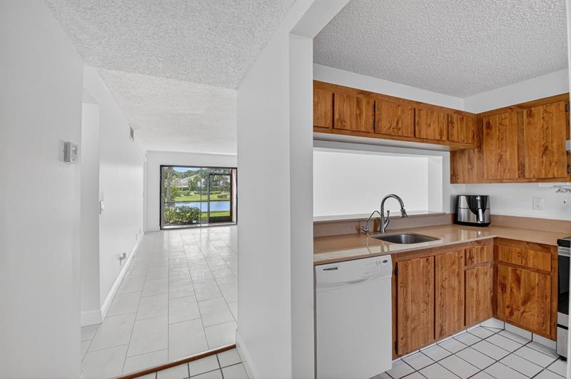 Image 2 of 44 For 22053 Palms Way  105