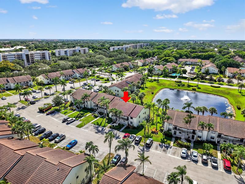 Image 41 of 44 For 22053 Palms Way  105
