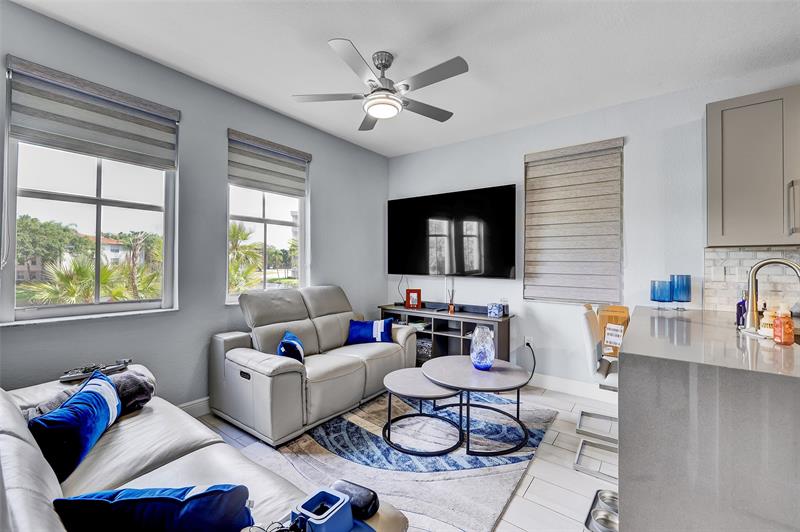 Image 19 of 45 For 150 Jacaranda Country Club Dr  200