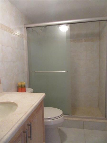 Image 20 of 24 For 10777 Sample Rd  418